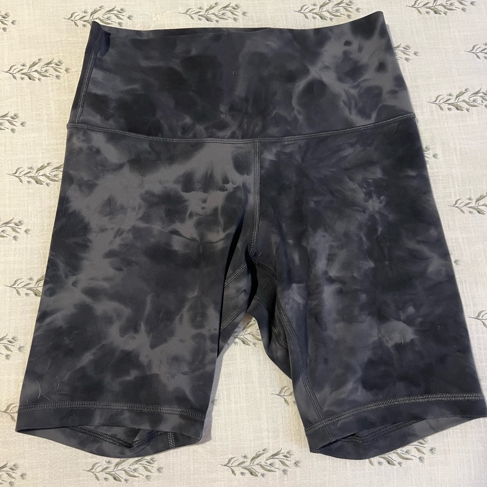 Lululemon align high rise short 6”